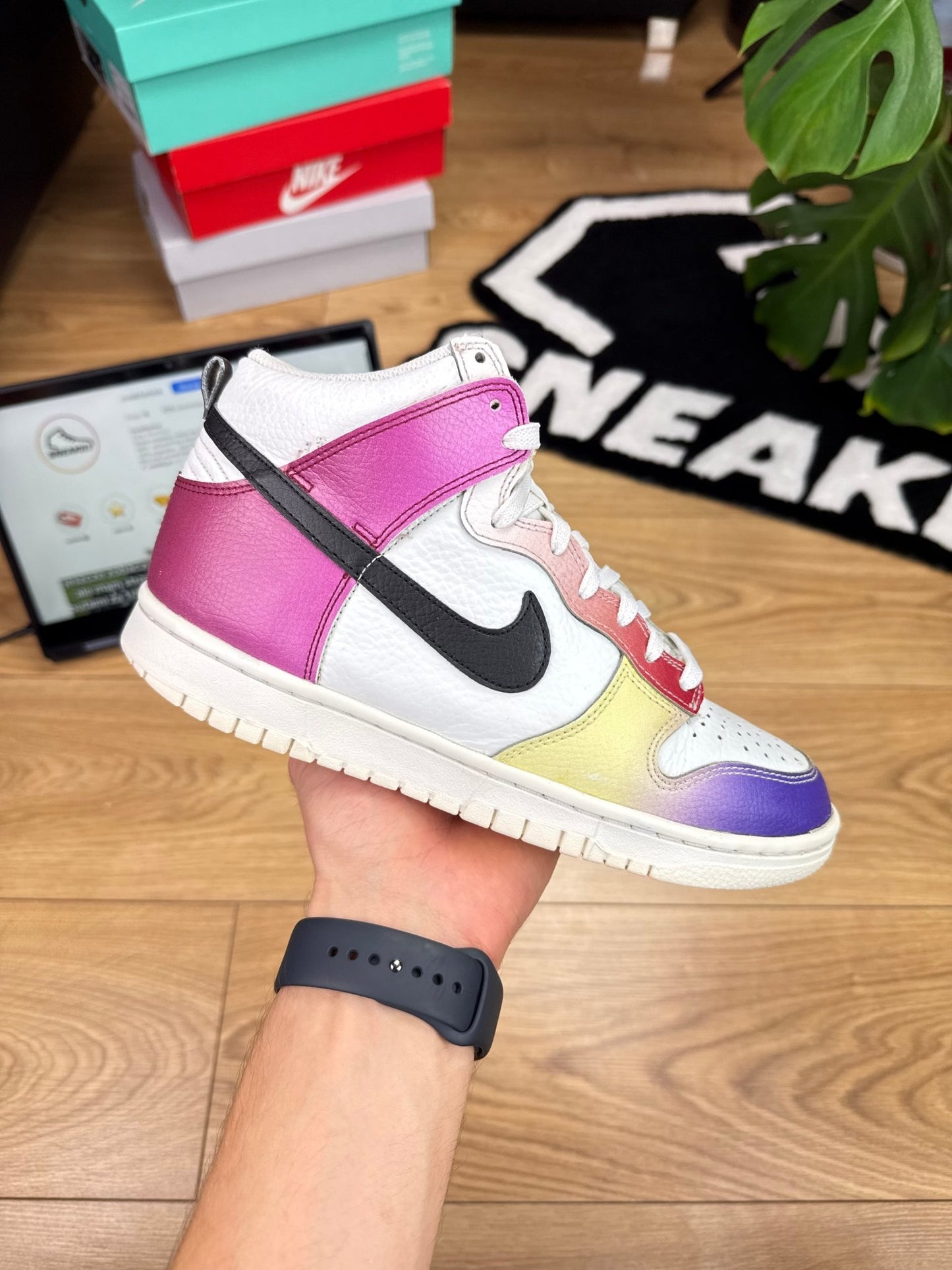 Nike Dunk High (40)