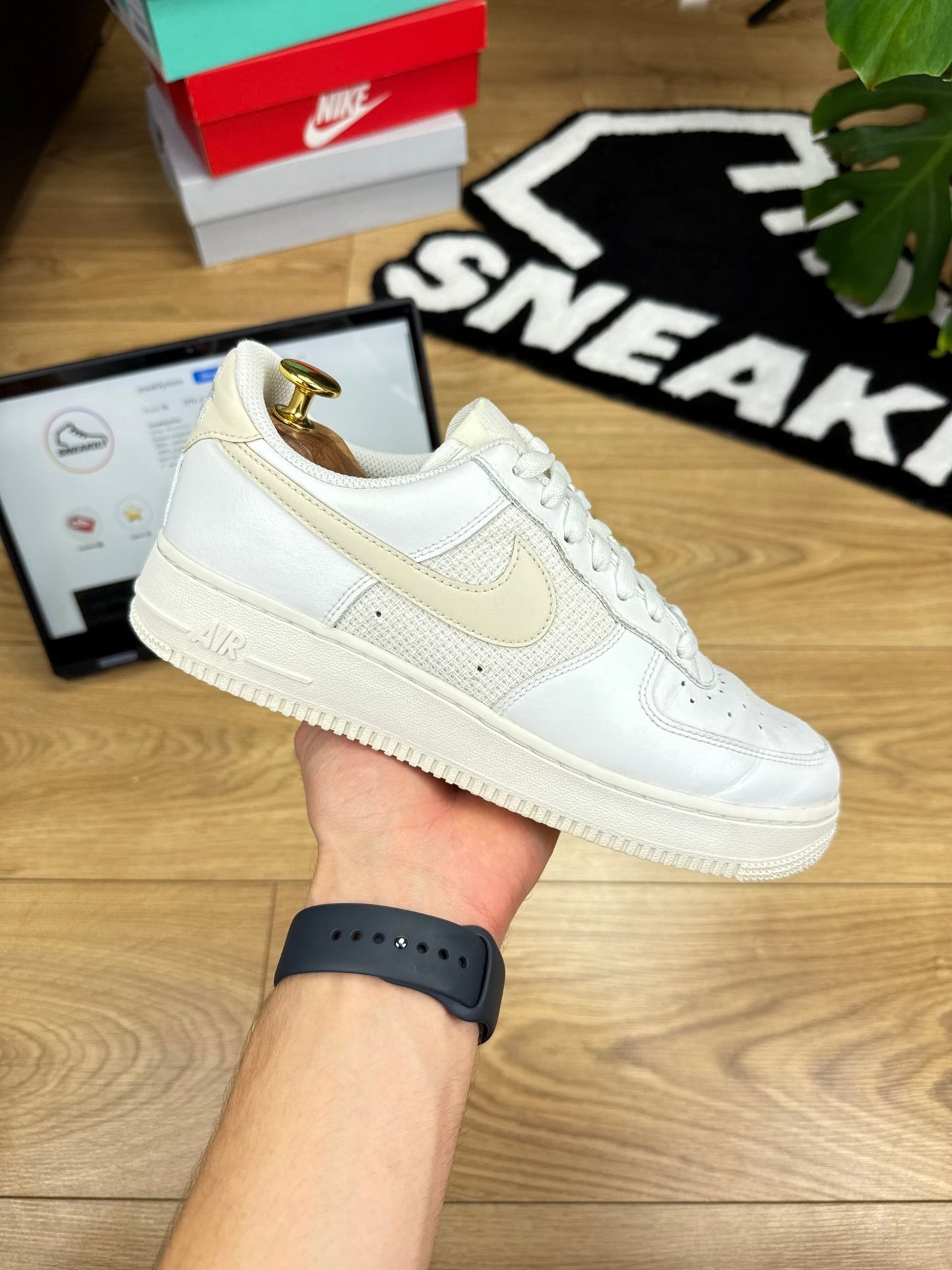 Nike Air Force 1 Low (40)