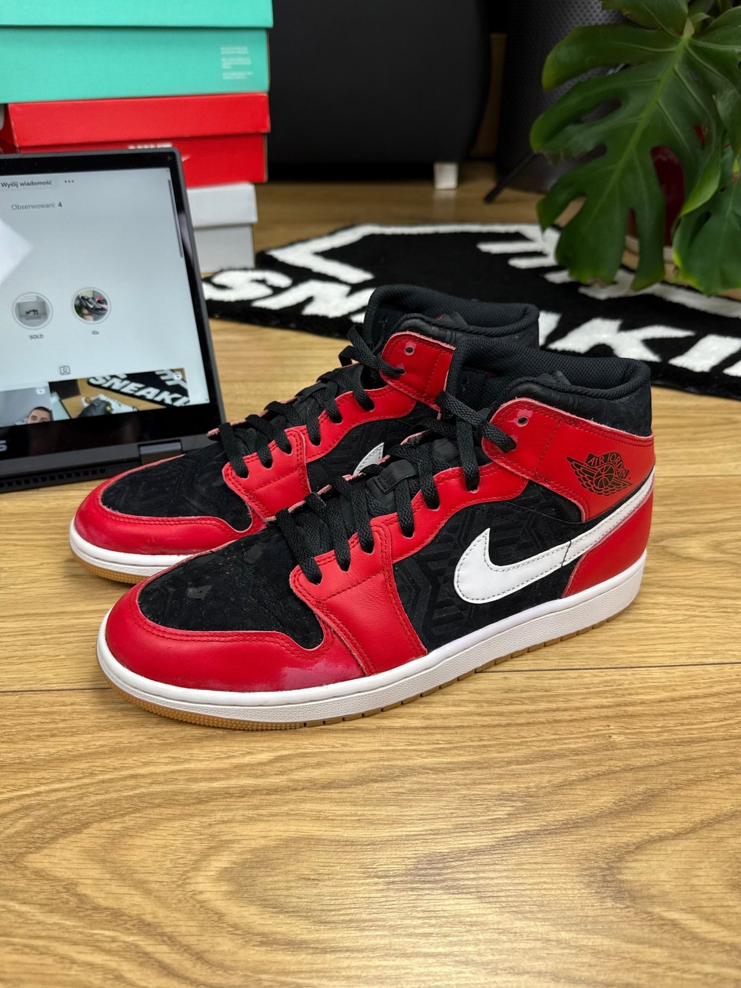 Nike Air Jordan 1 Mid (45)