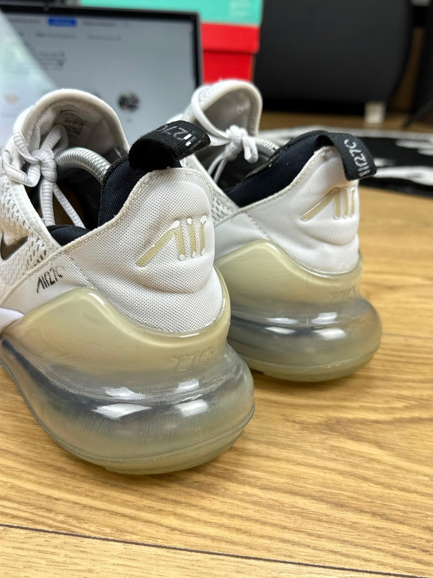 Nike Air Max 270 (44)