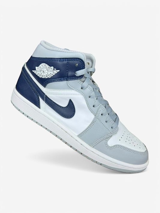 Nike Air Jordan 1 Mid (43)