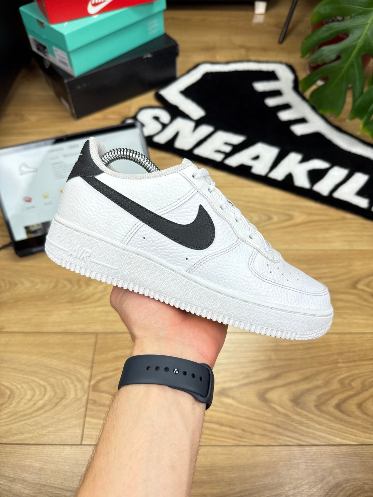 Nike Air Force 1 Low (38.5)
