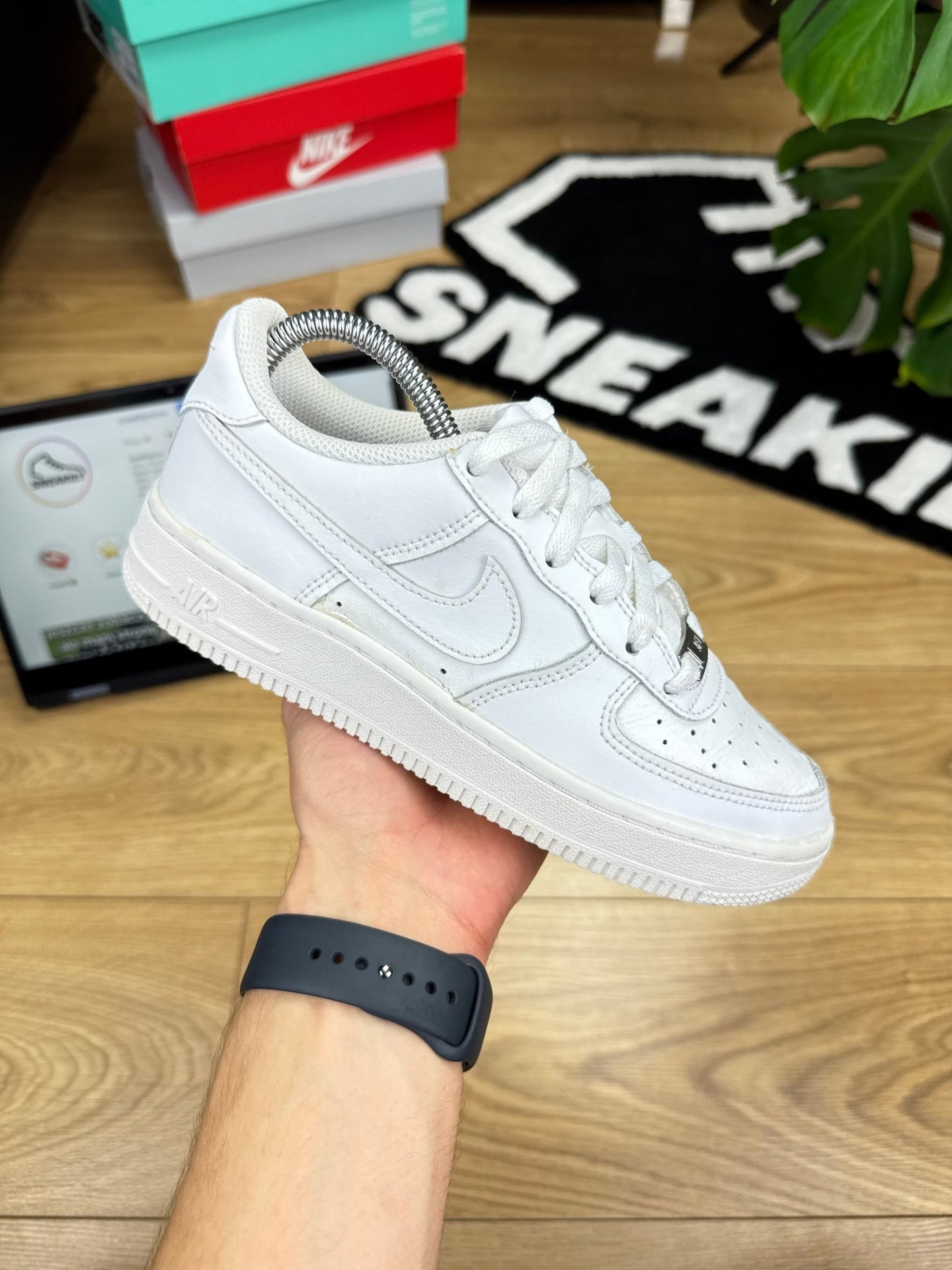 Nike Air Force 1 Low (36.5)