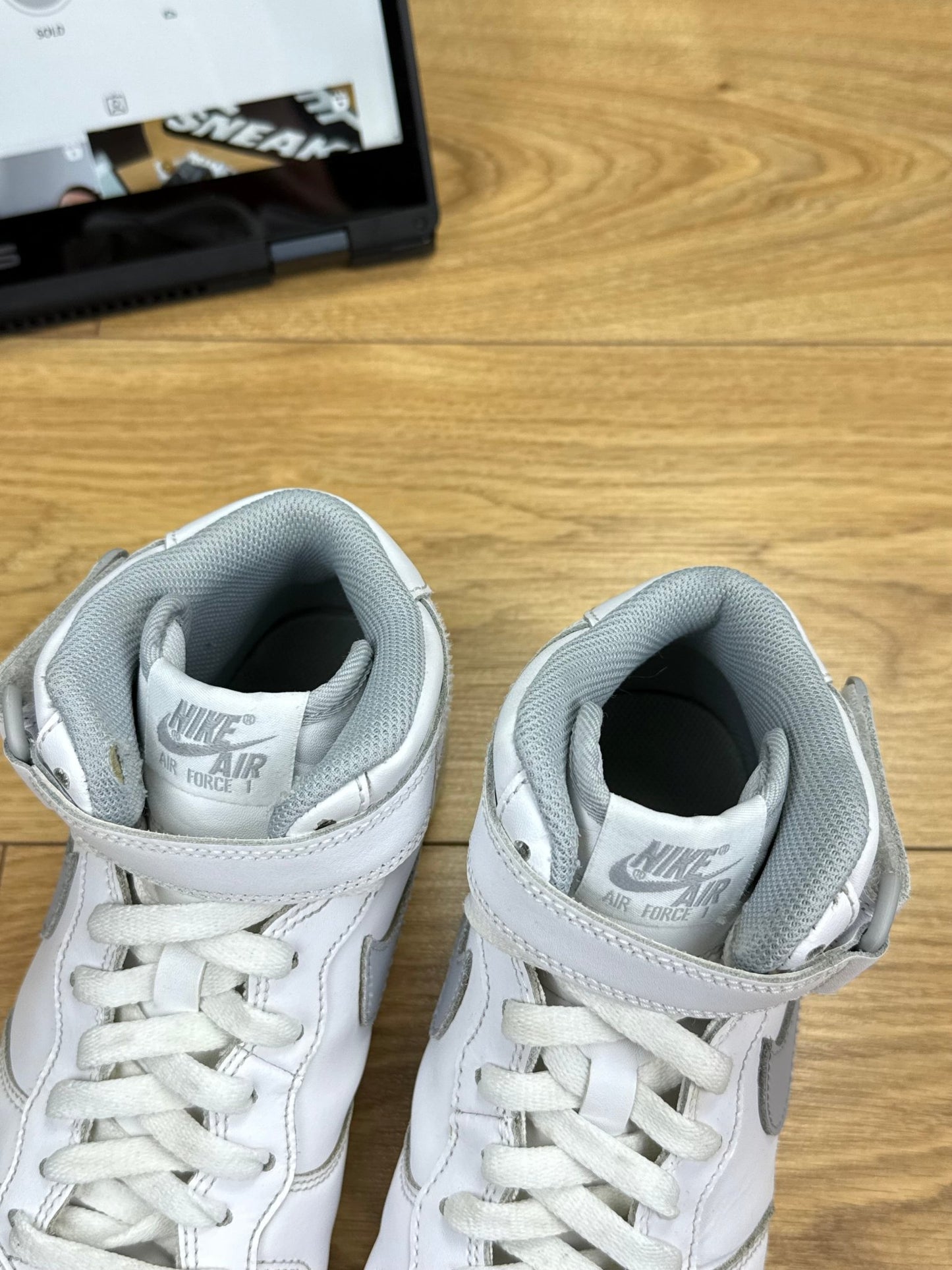 Nike Air Force 1 Mid (40)