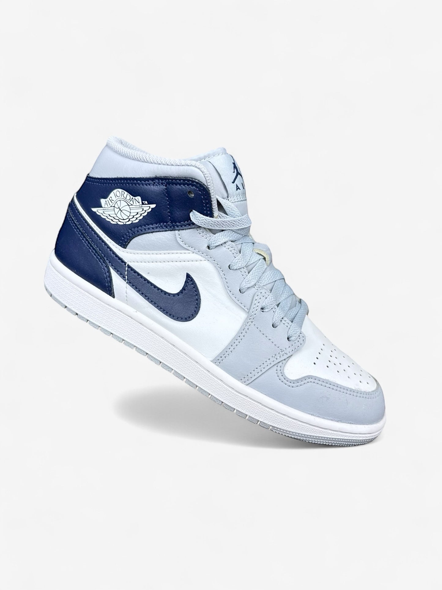 Nike Air Jordan 1 Mid (43)