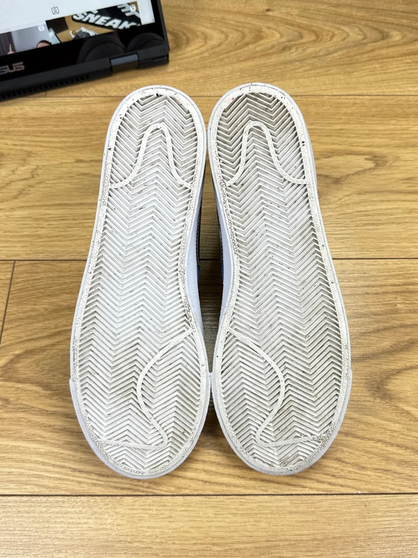 Nike Blazer Mid (40)