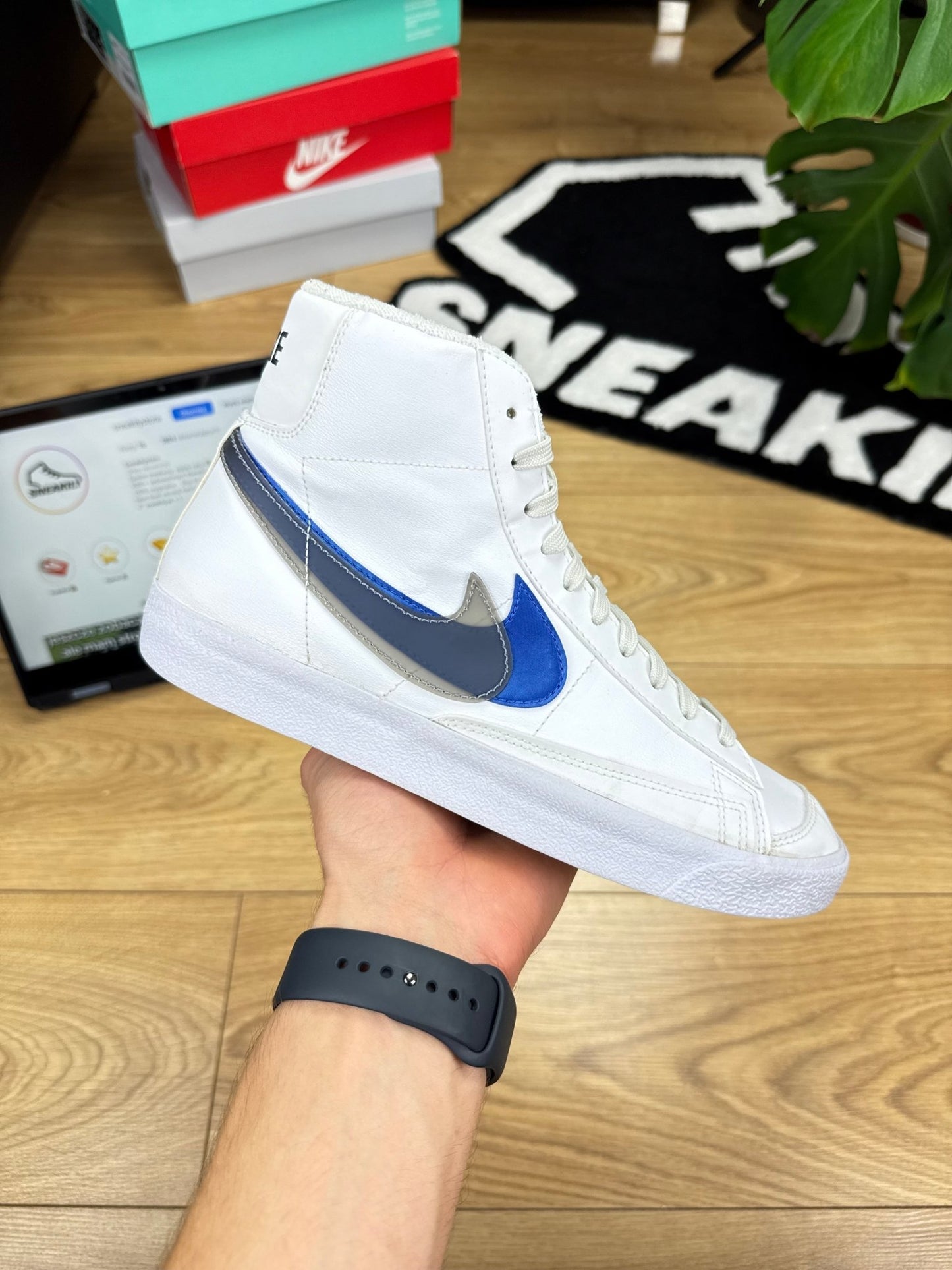 Nike Blazer Mid (40)