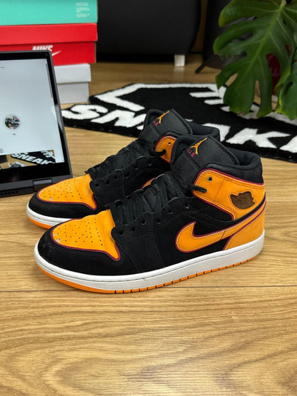 Nike Air Jordan 1 Mid (44)