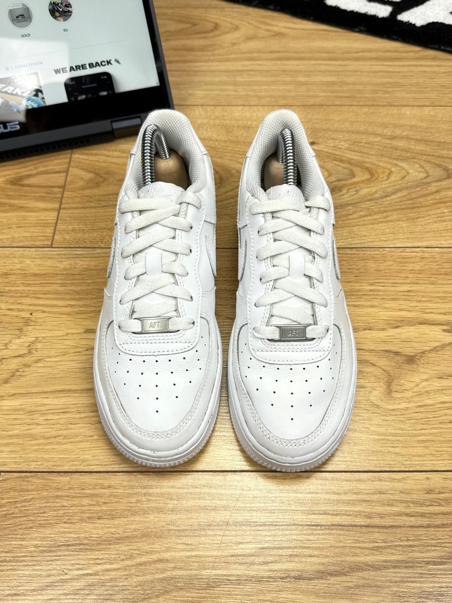 Nike Air Force 1 Low (37.5)