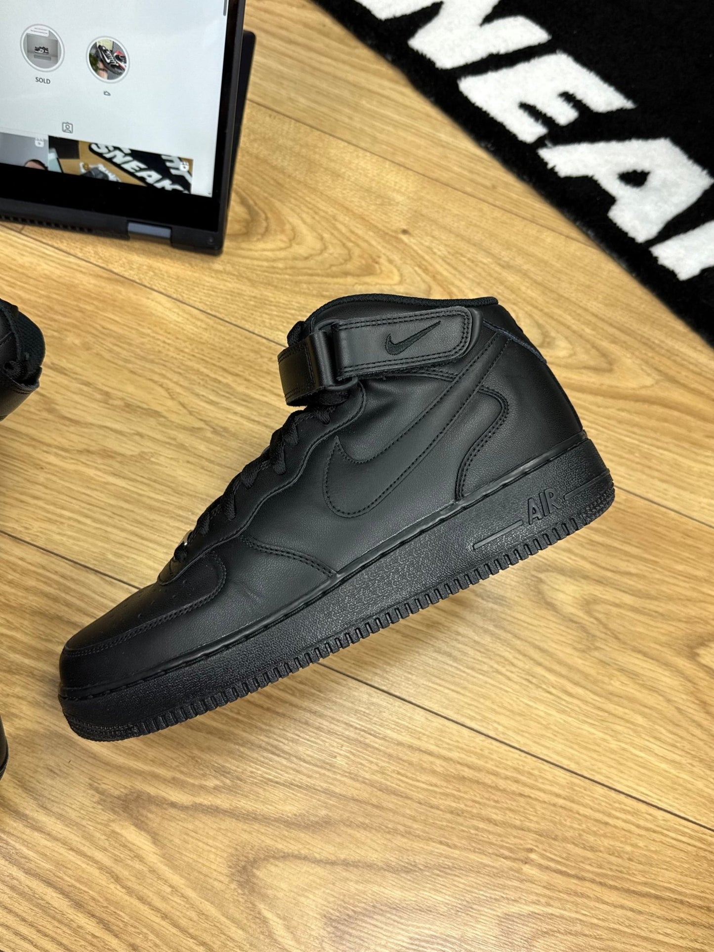 Nike Air Force 1 Mid (44.5)