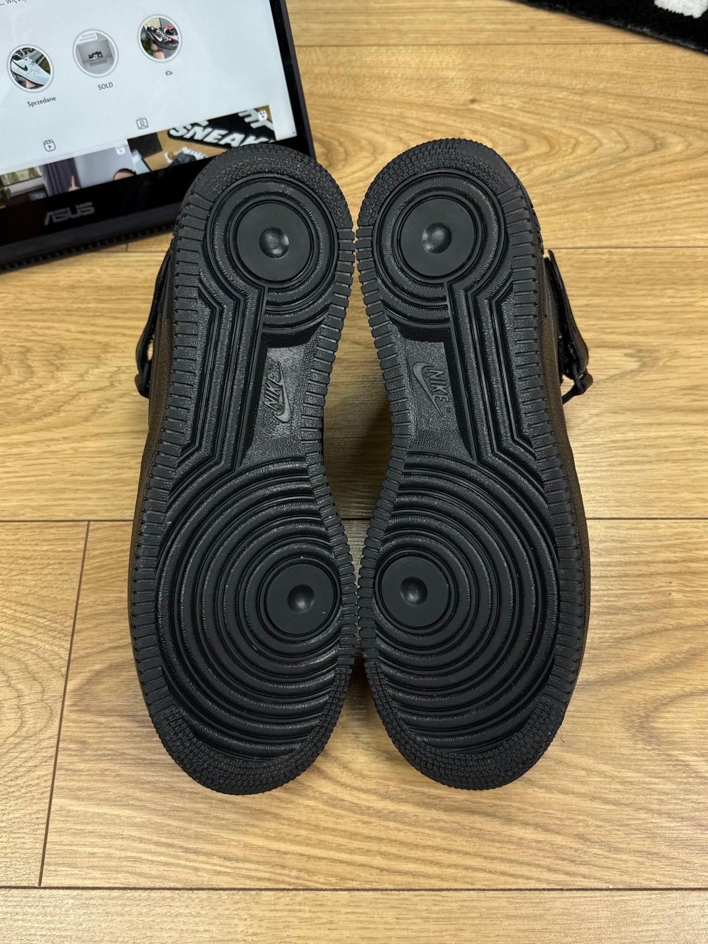 Nike Air Force 1 Mid (44.5)