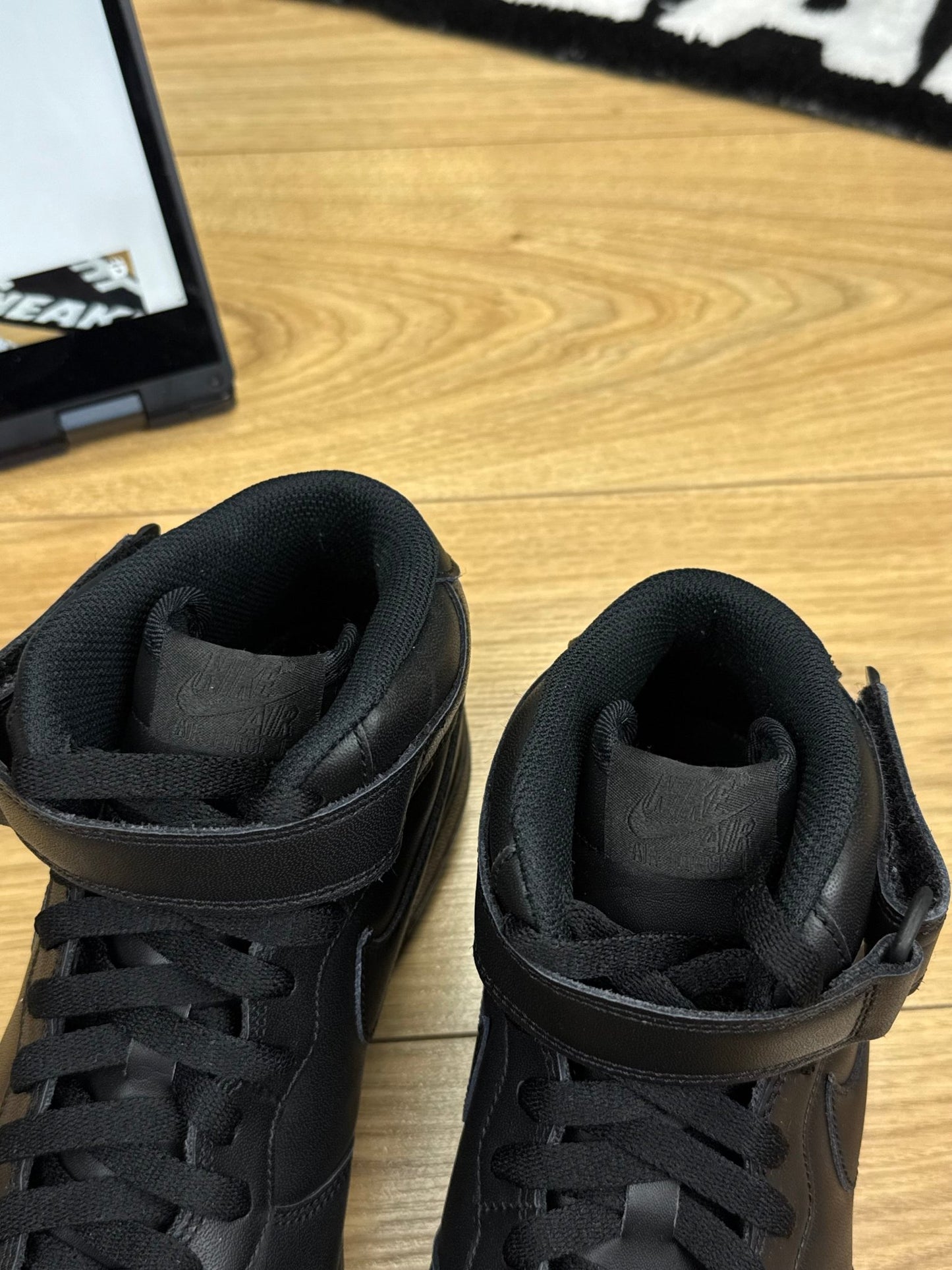 Nike Air Force 1 Mid (44.5)