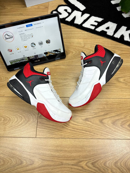 Nike Air Jordan Max Aura 3 (45.5)