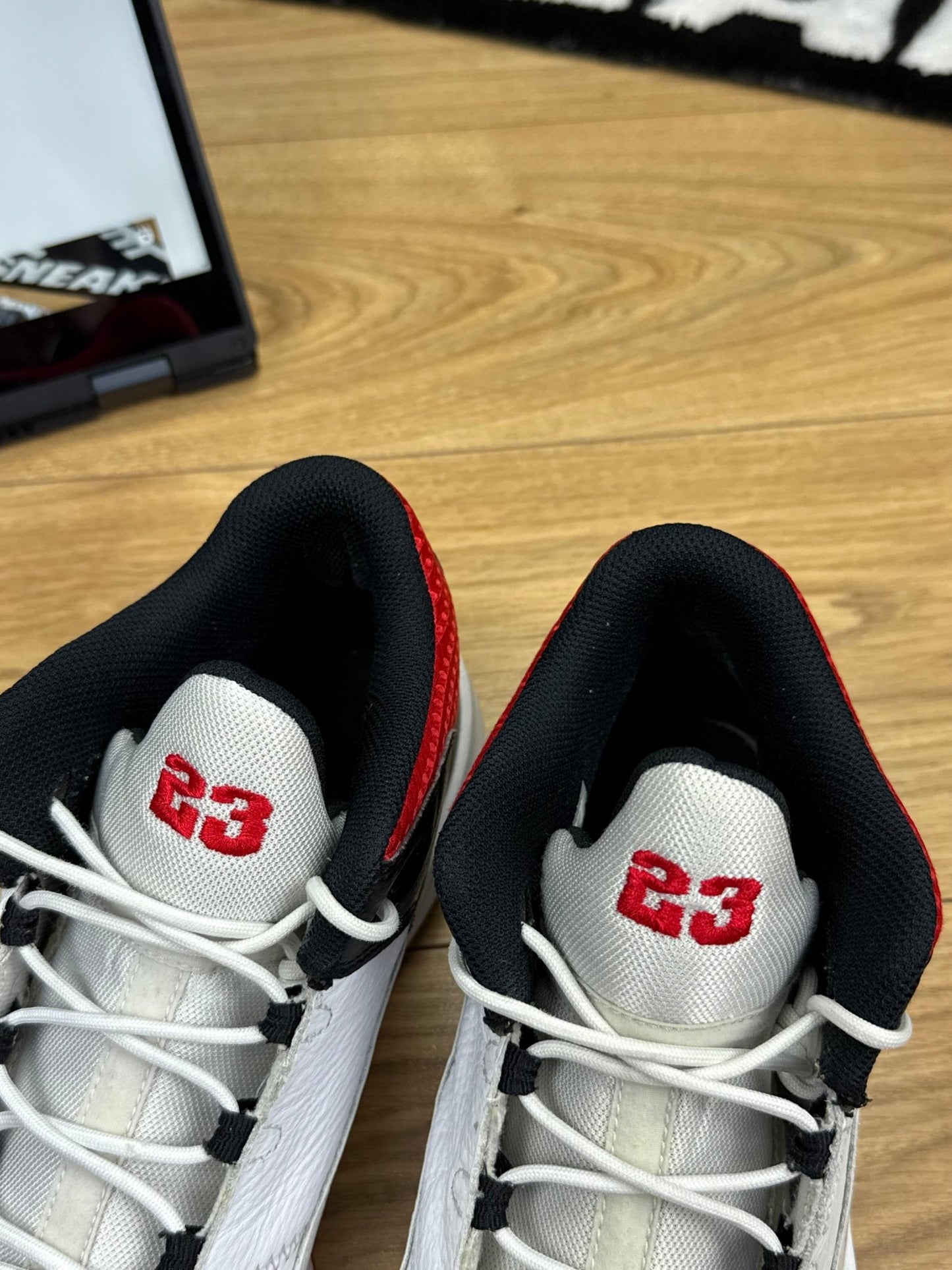 Nike Air Jordan Max Aura 3 (45.5)