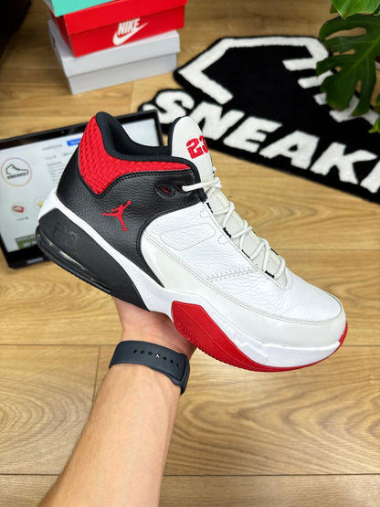 Nike Air Jordan Max Aura 3 (45.5)