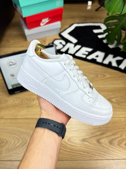 Nike Air Force 1 Low (38.5)