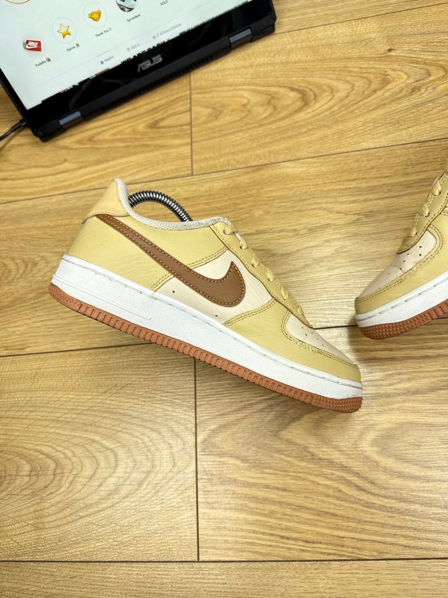 Nike Air Force 1 Low (37.5)