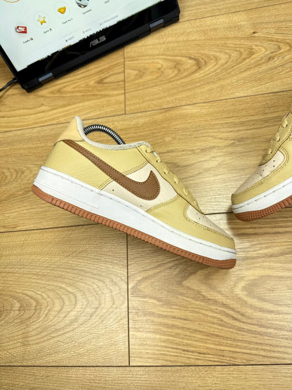 Nike Air Force 1 Low (37.5)