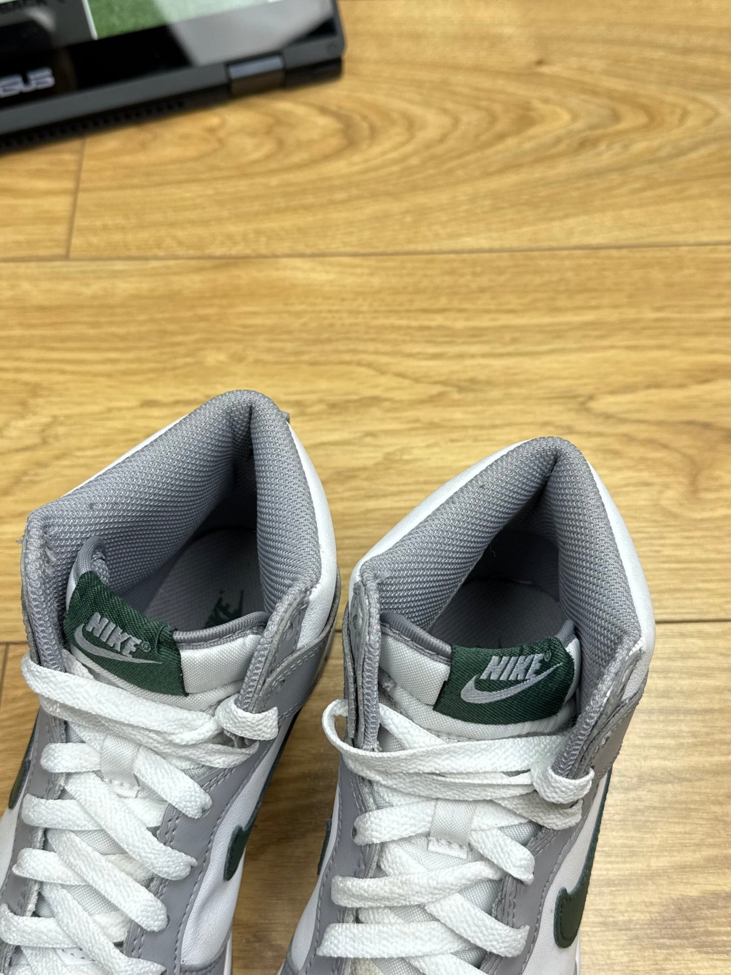 Nike Dunk High (36.5)