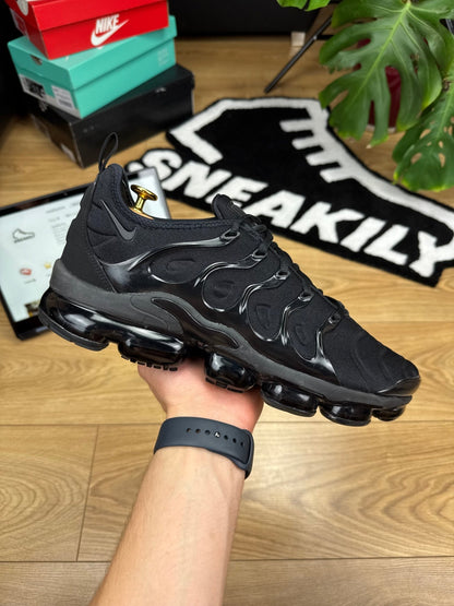 Nike Air Vapormax Plus (46)