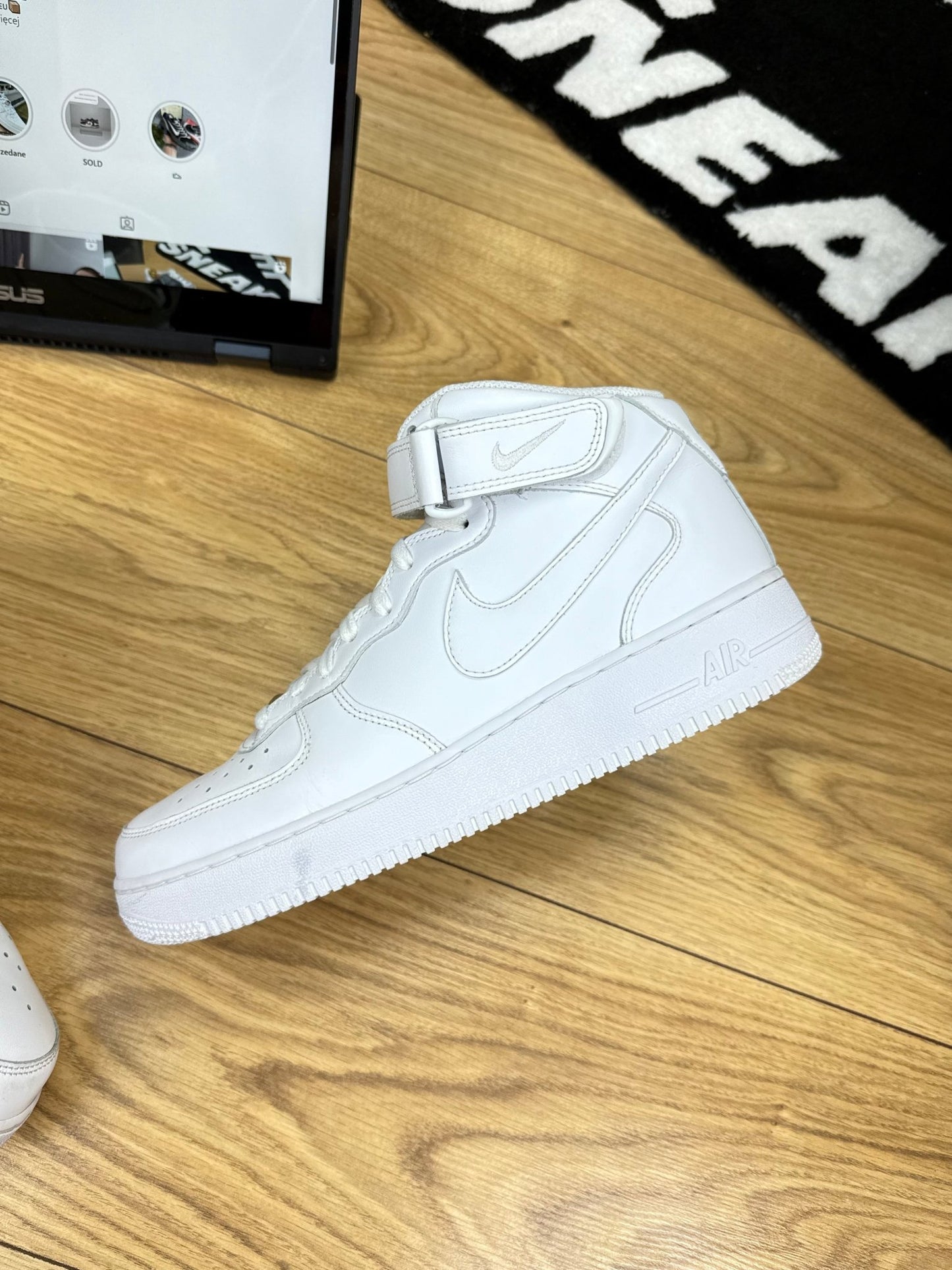 Nike Air Force 1 Mid (42.5)