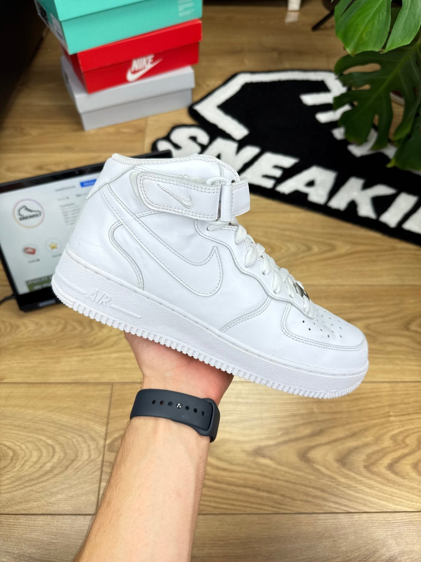 Nike Air Force 1 Mid (42.5)