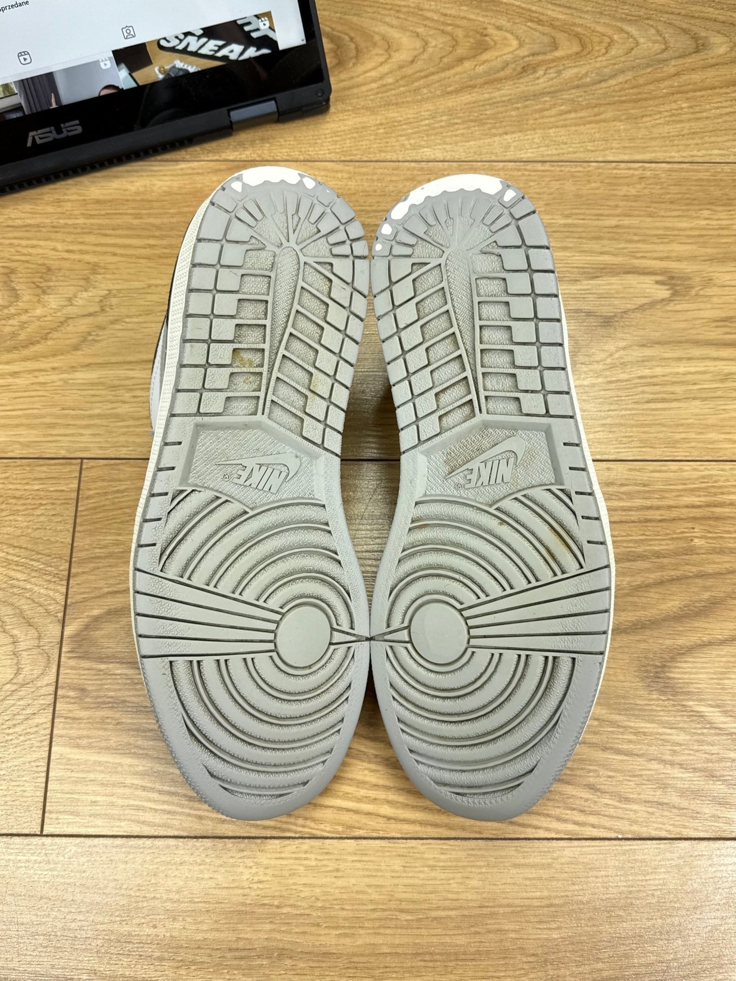 Nike Air Jordan 1 Low (43)
