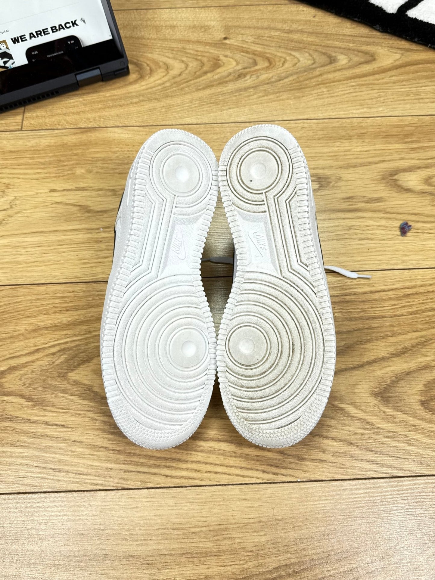 Nike Air Force 1 Low (38.5)