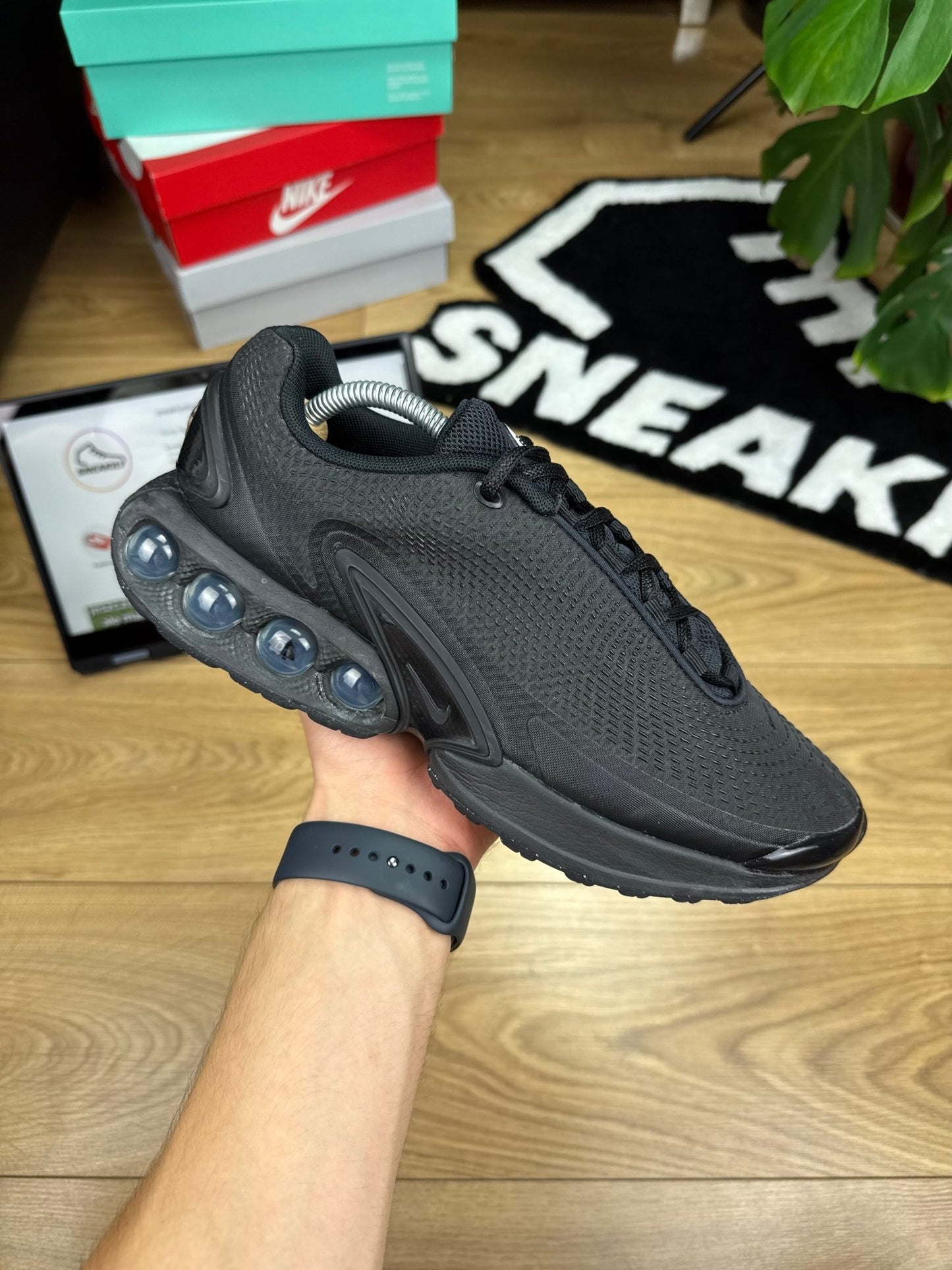 Nike Air Max DN (43)