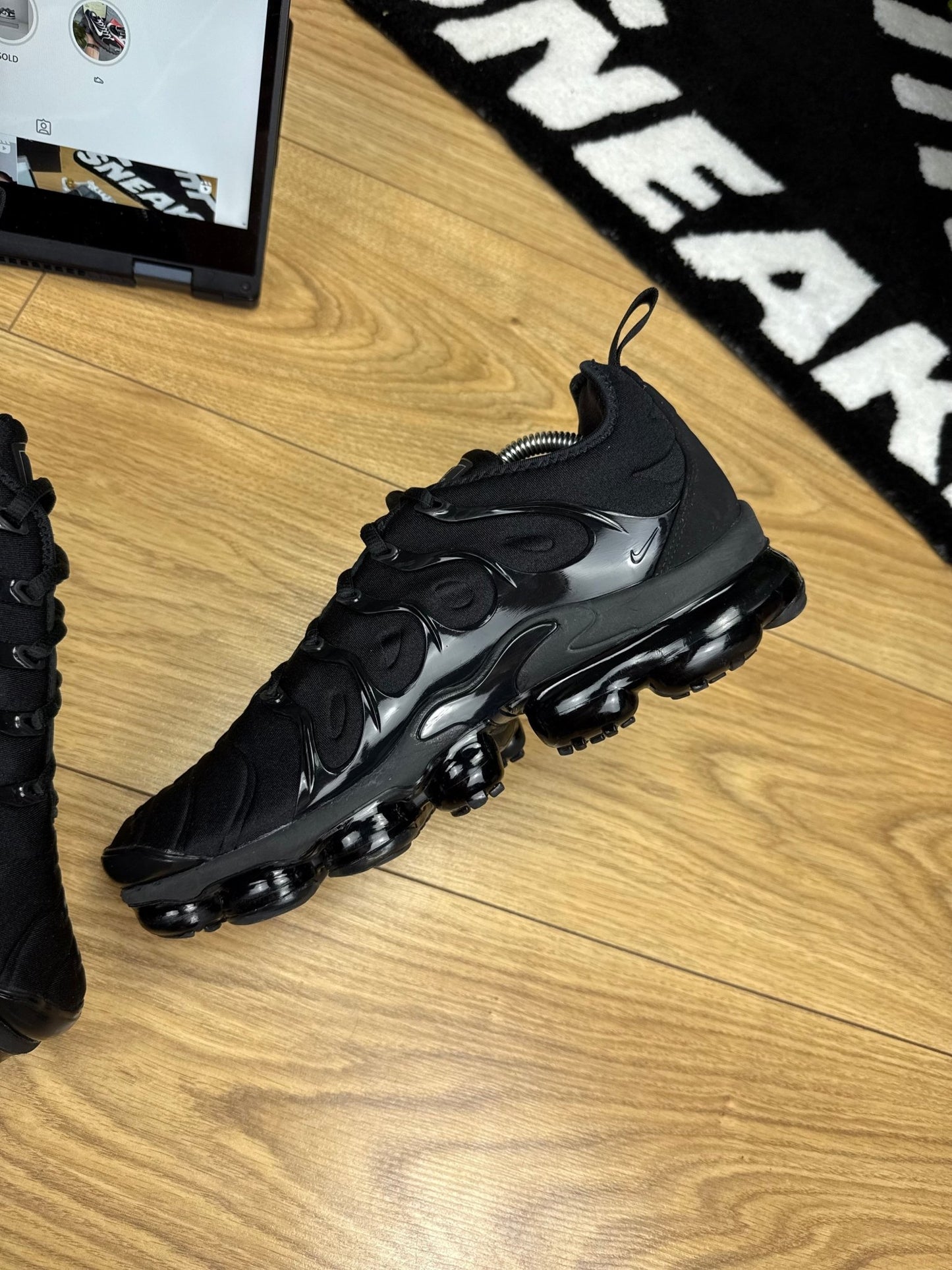 Nike Air Vapormax Plus (42.5)