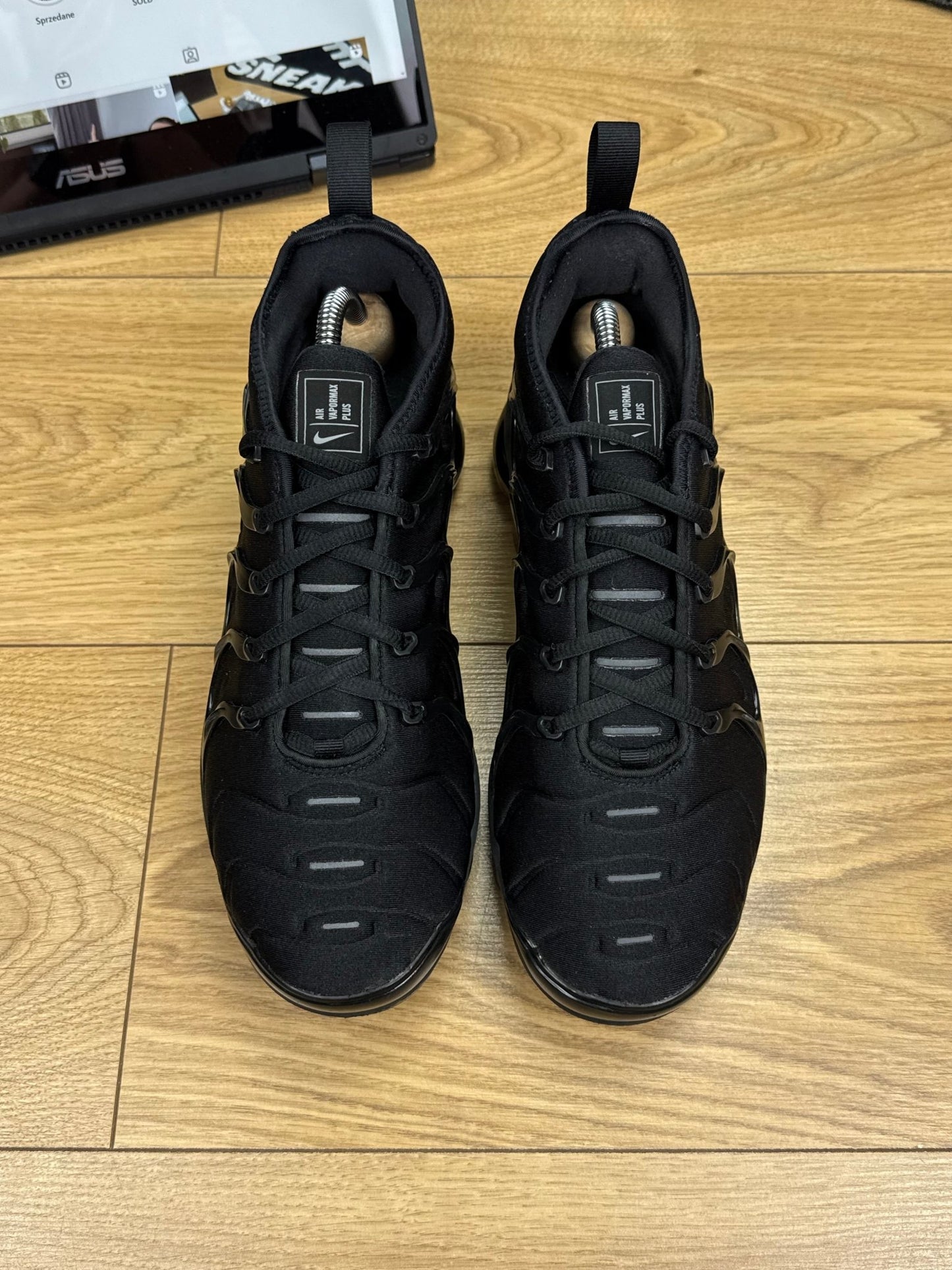 Nike Air Vapormax Plus (42.5)