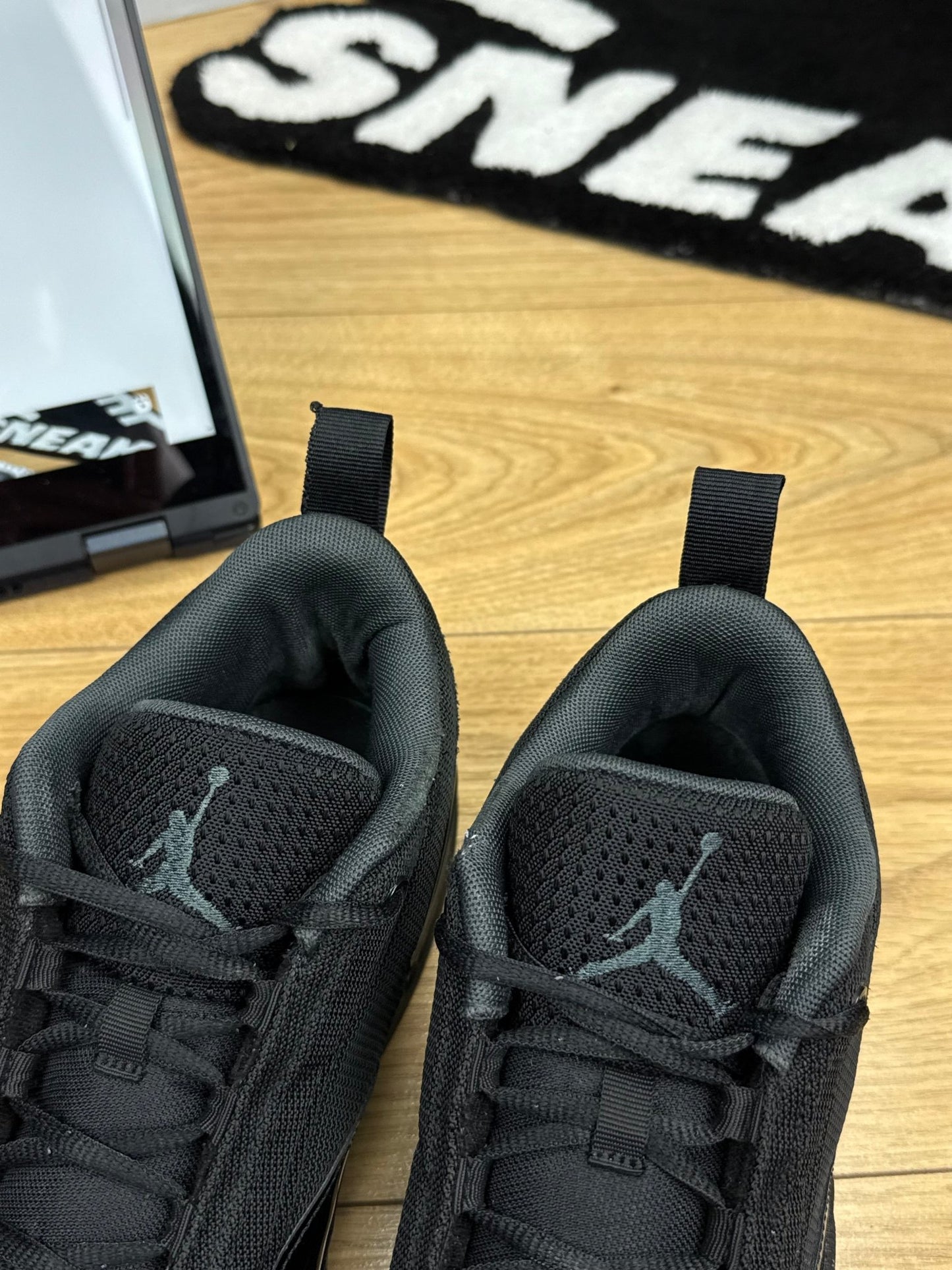 Nike Air Jordan Max Aura 6 (44)