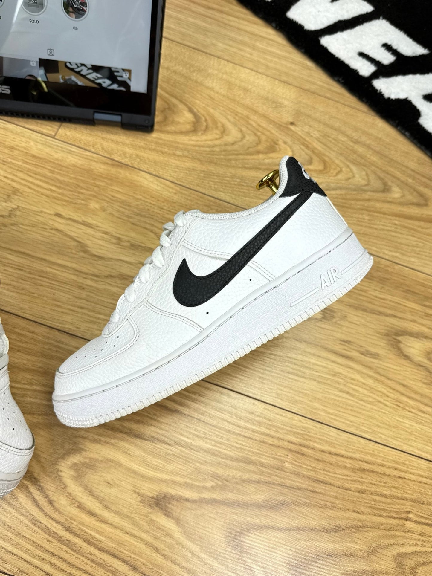 Nike Air Force 1 Low (40)