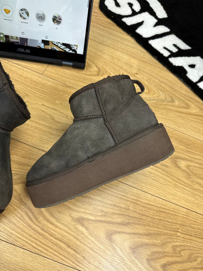 EMU Australia Stinger Micro Flatform Black — buty sportowe damskie w bardzo dobrym stanie rozmiar 40, wewnętrzny panel prawego buta