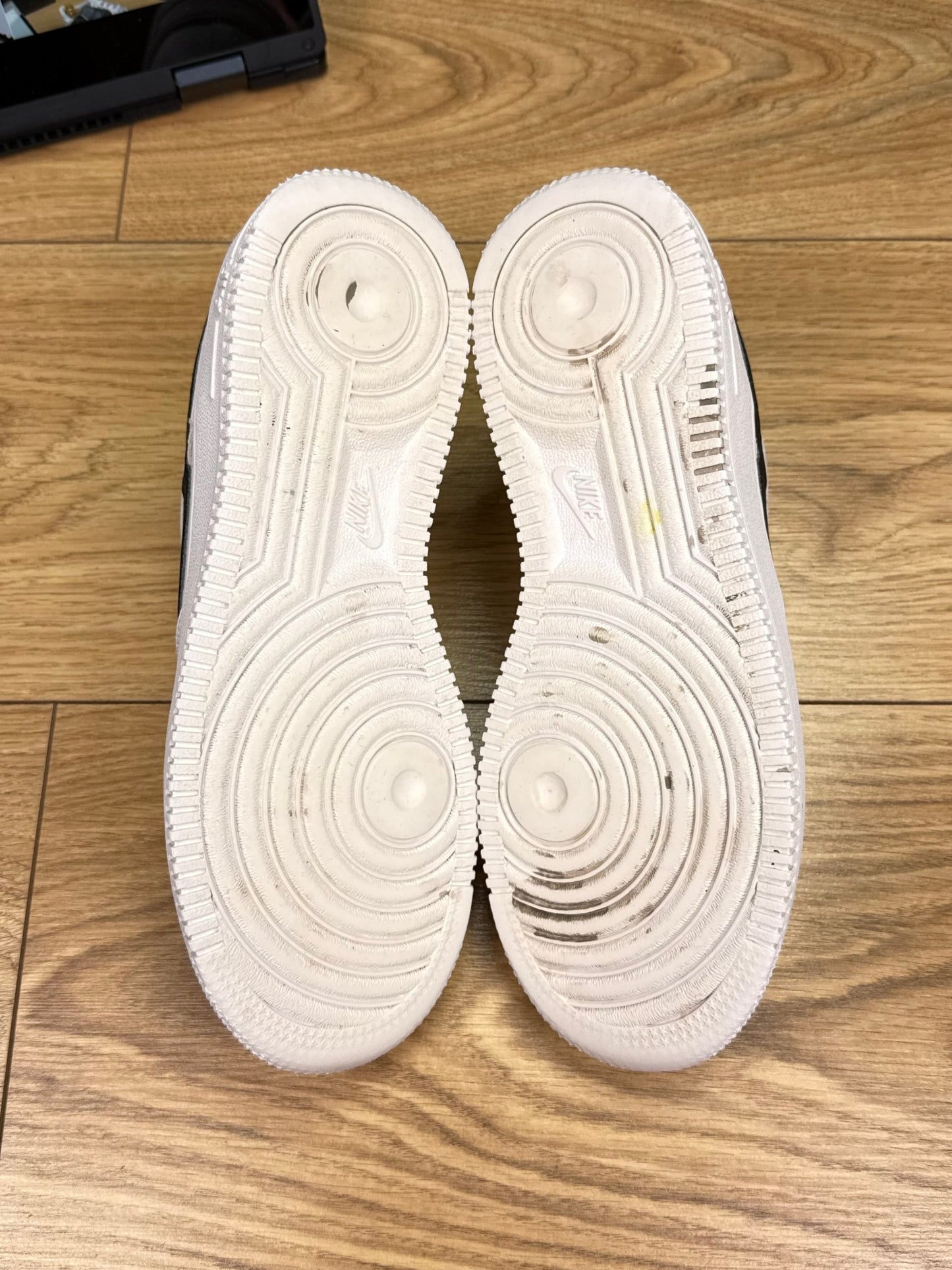 Nike Air Force 1 Low (38)