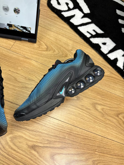 Nike Air Max DN (44.5)