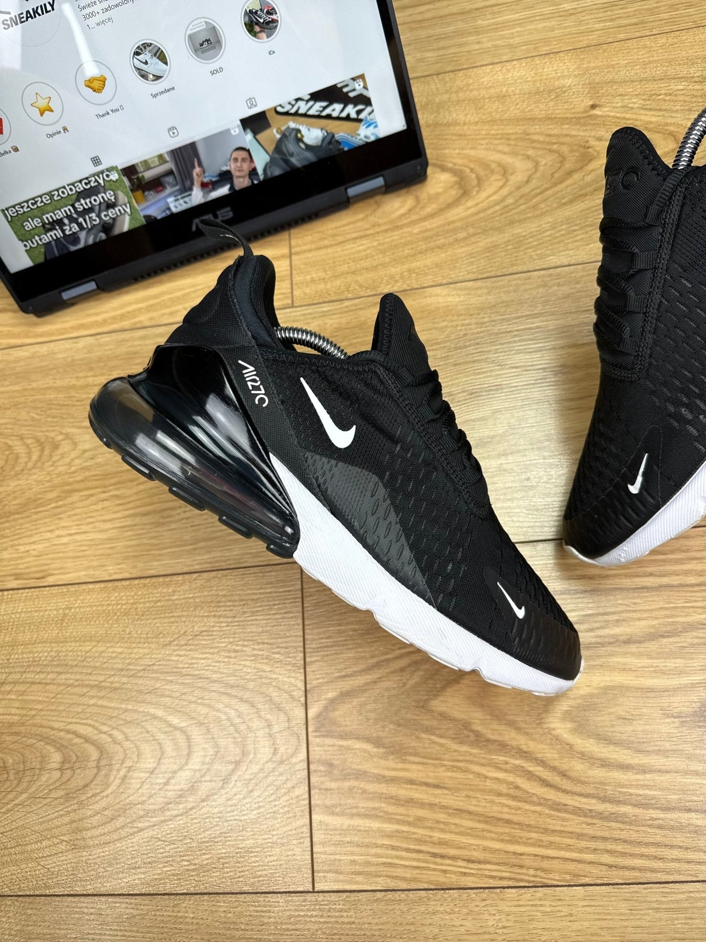 Nike Air Max 270 (43)