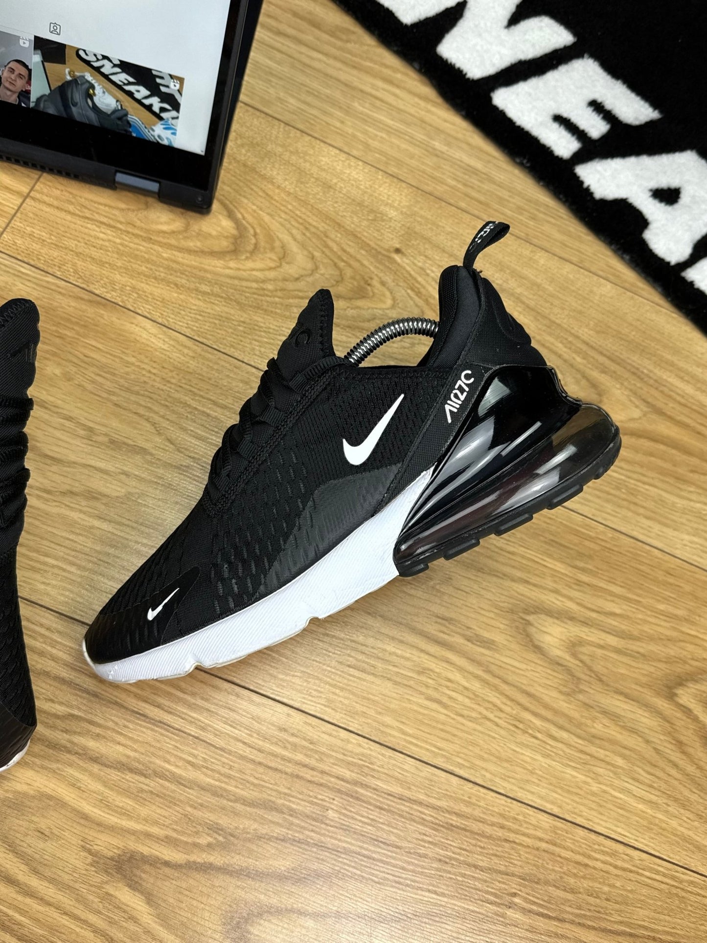 Nike Air Max 270 (43)