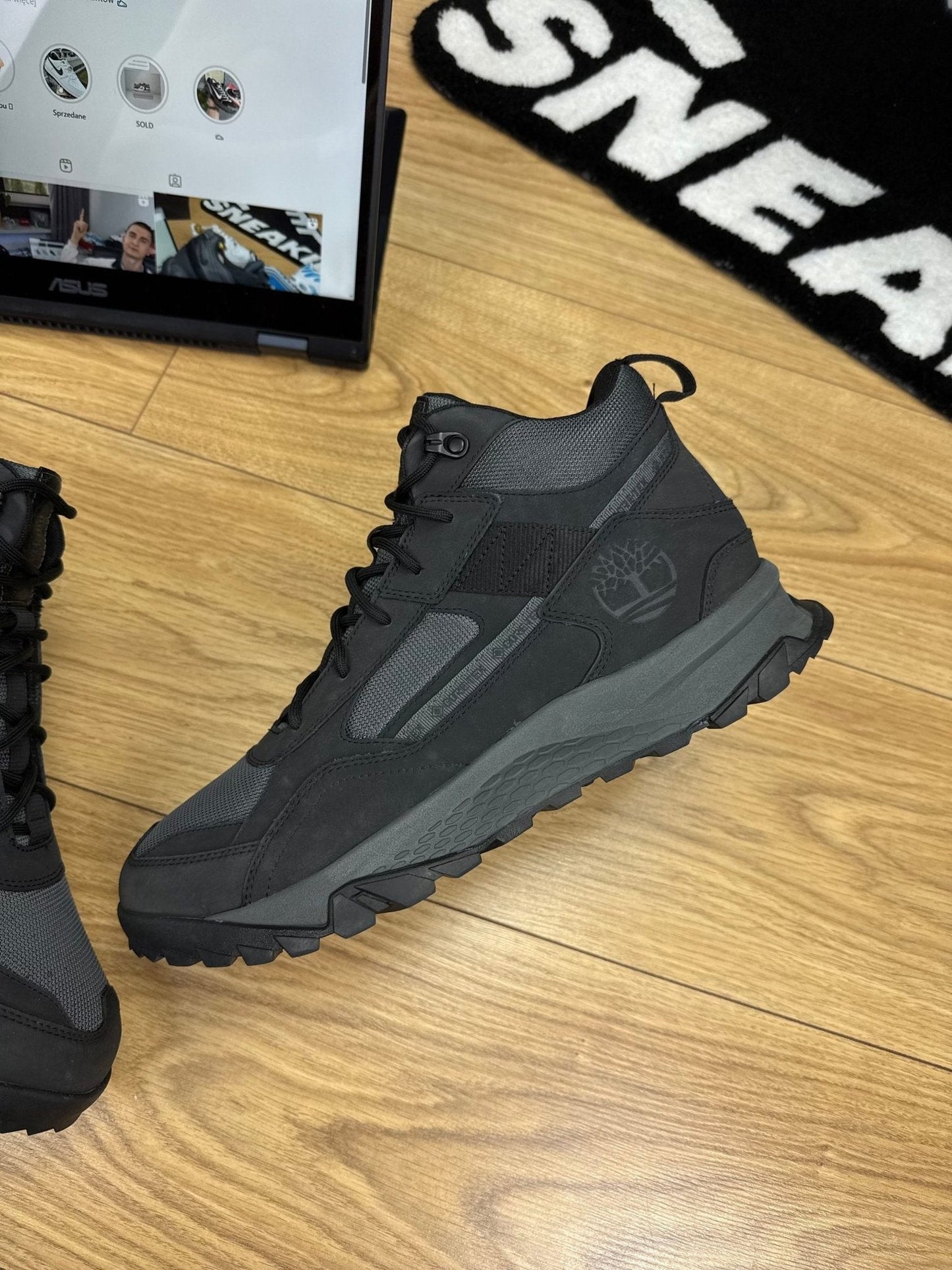 Timberland Lincoln Peak Mid GTX Lincoln Peak GTX — buty sportowe męskie w bardzo dobrym stanie rozmiar 44.5, zewnętrzny panel prawego buta