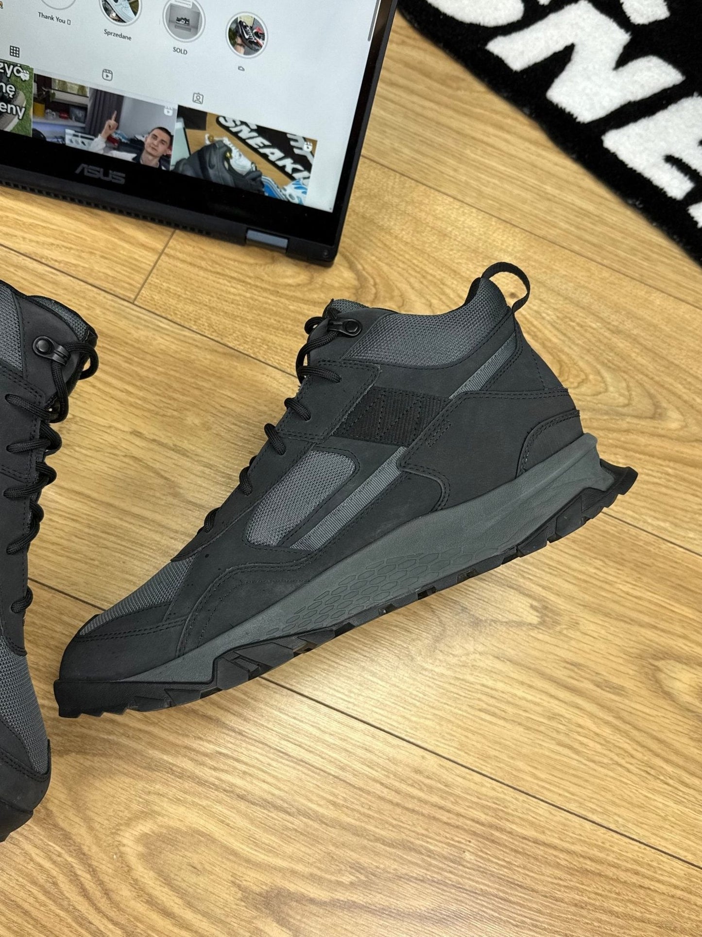Timberland Lincoln Peak Mid GTX Lincoln Peak GTX — buty sportowe męskie w bardzo dobrym stanie rozmiar 44.5, widok z góry