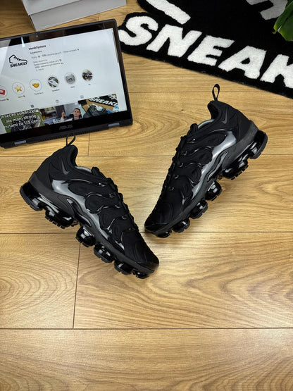 Nike Air Vapormax Plus (44.5)