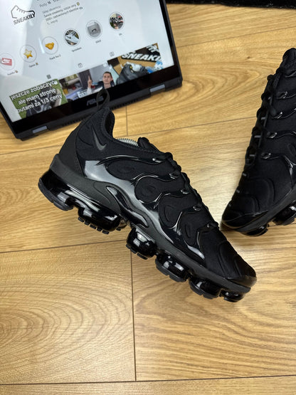 Nike Air Vapormax Plus (44.5)