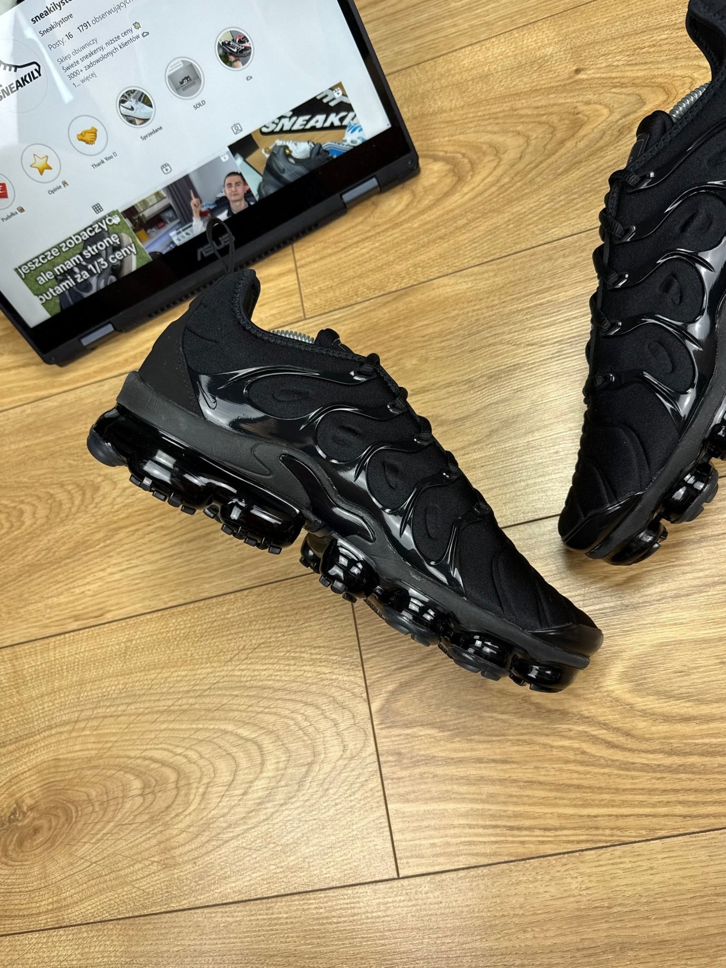 Nike Air Vapormax Plus (44.5)