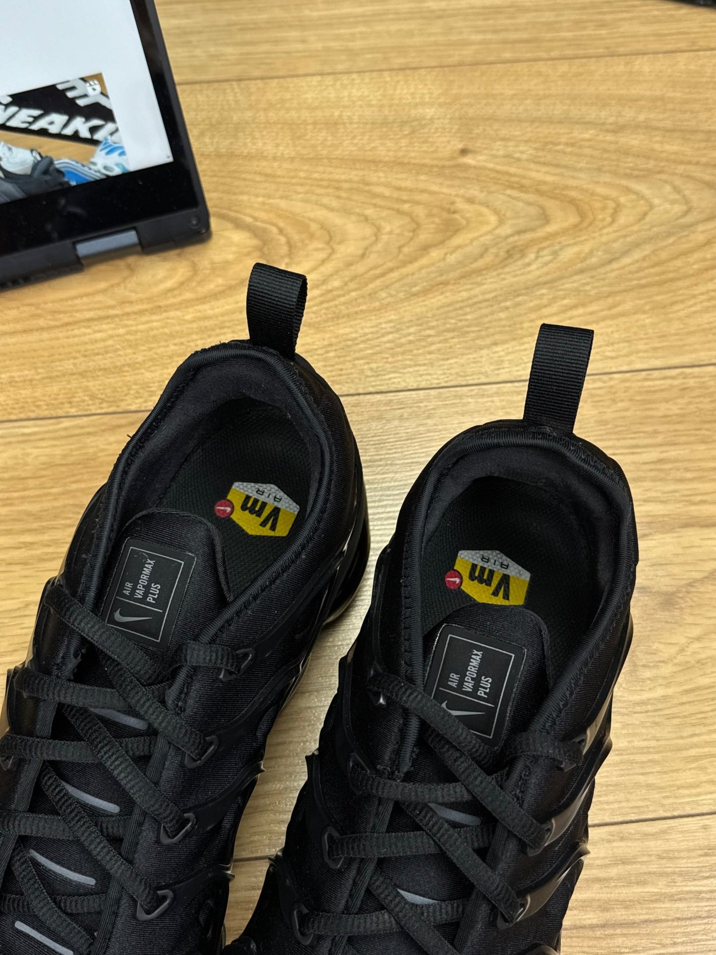 Nike Air Vapormax Plus (44.5)