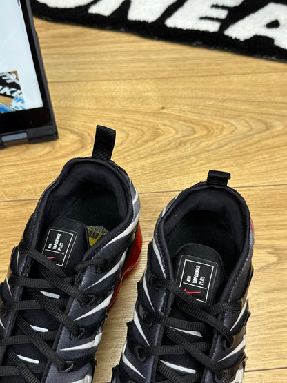 Nike Air Vapormax Plus (42.5)