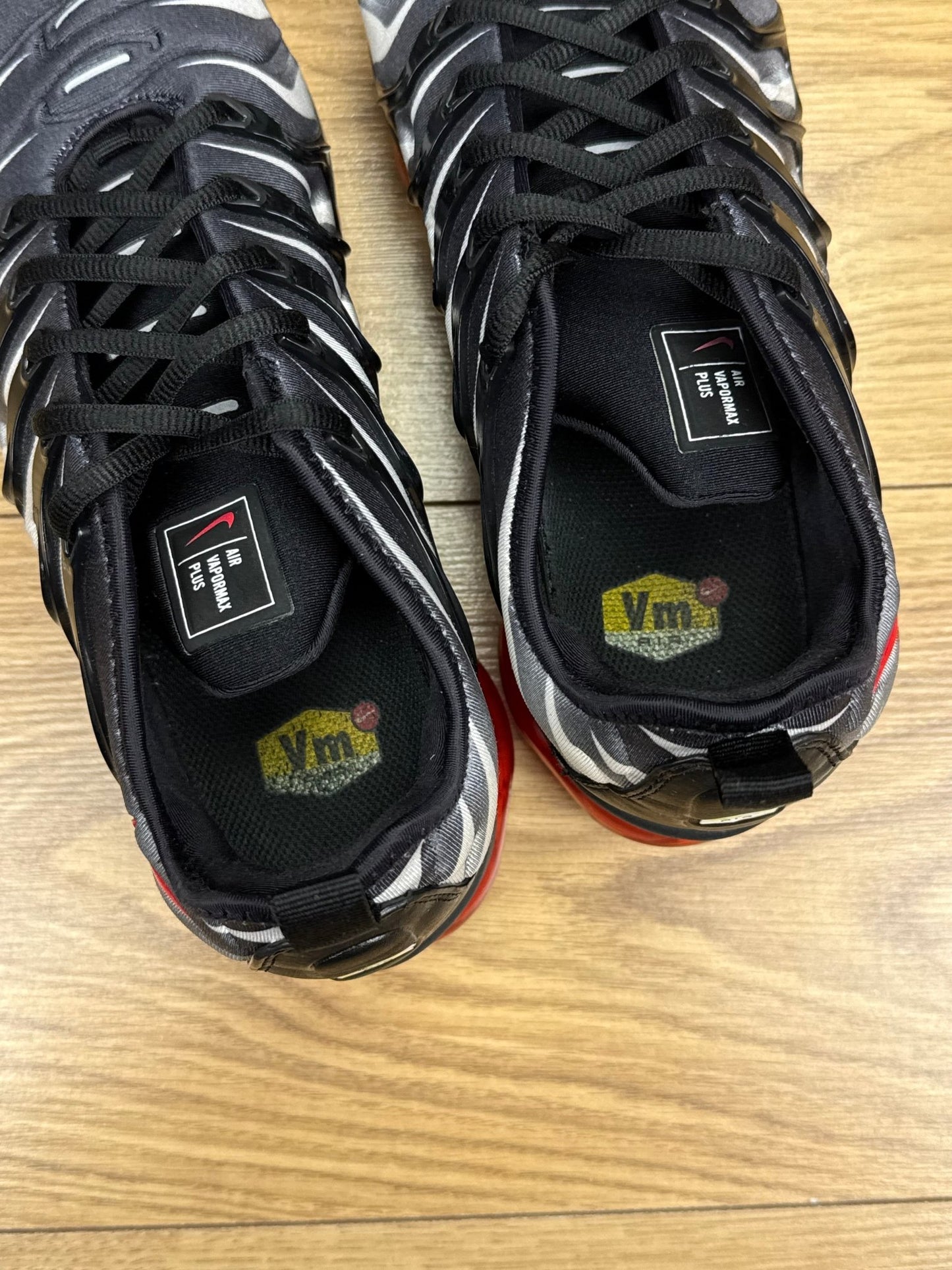 Nike Air Vapormax Plus (42.5)