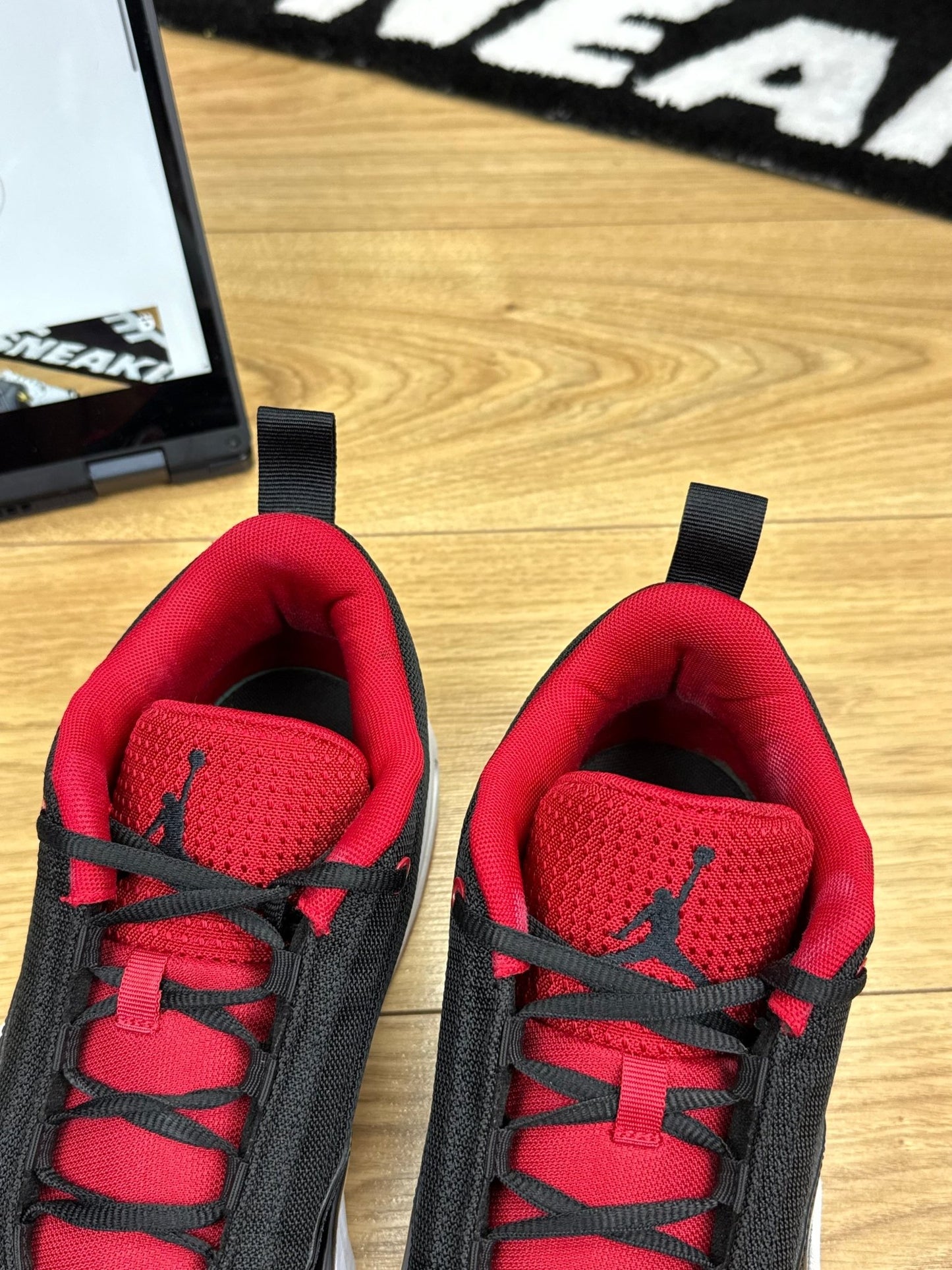 Nike Air Jordan Max Aura 6 (44)