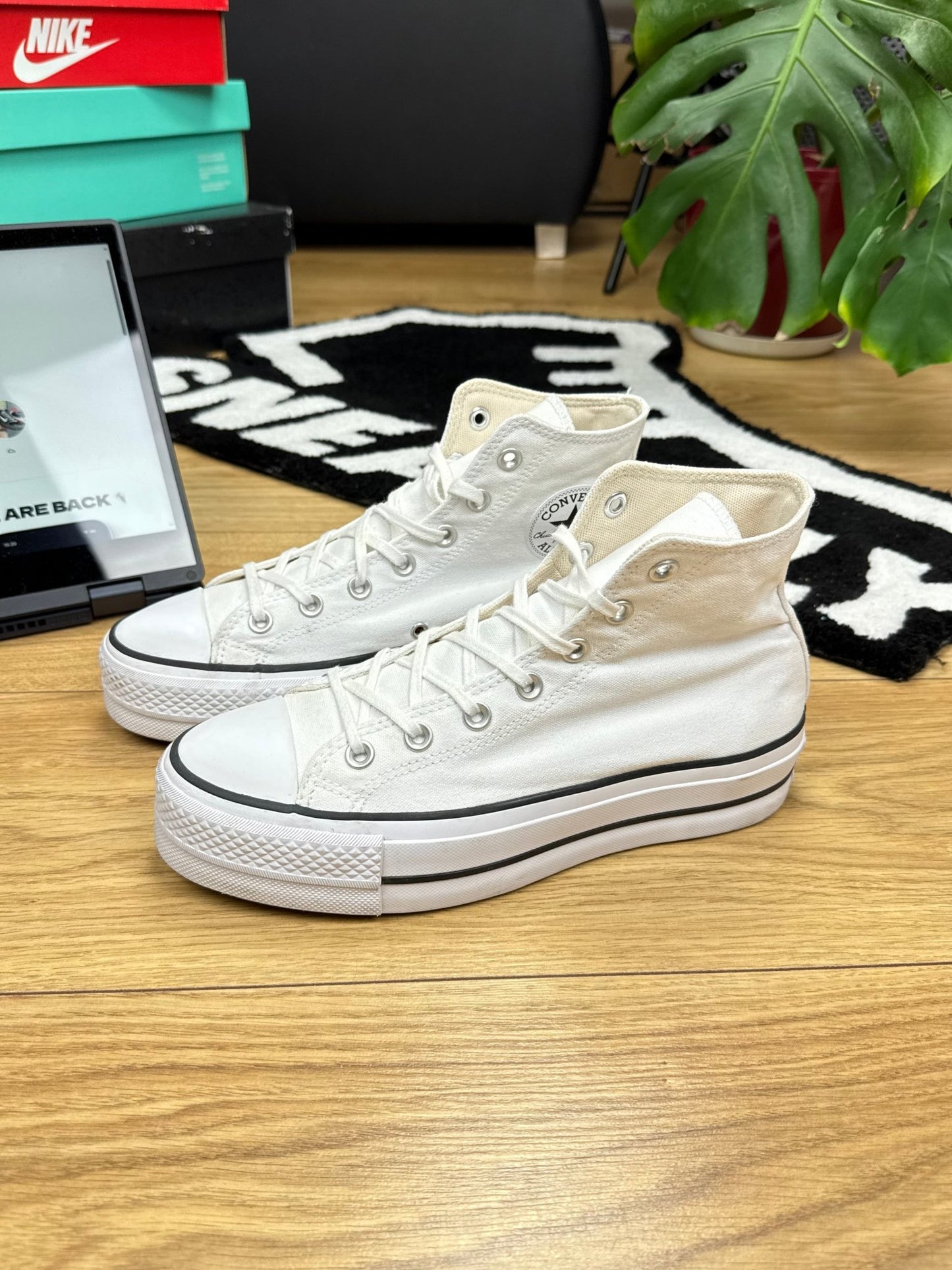 Converse Chuck Taylor High Platform (39.5)