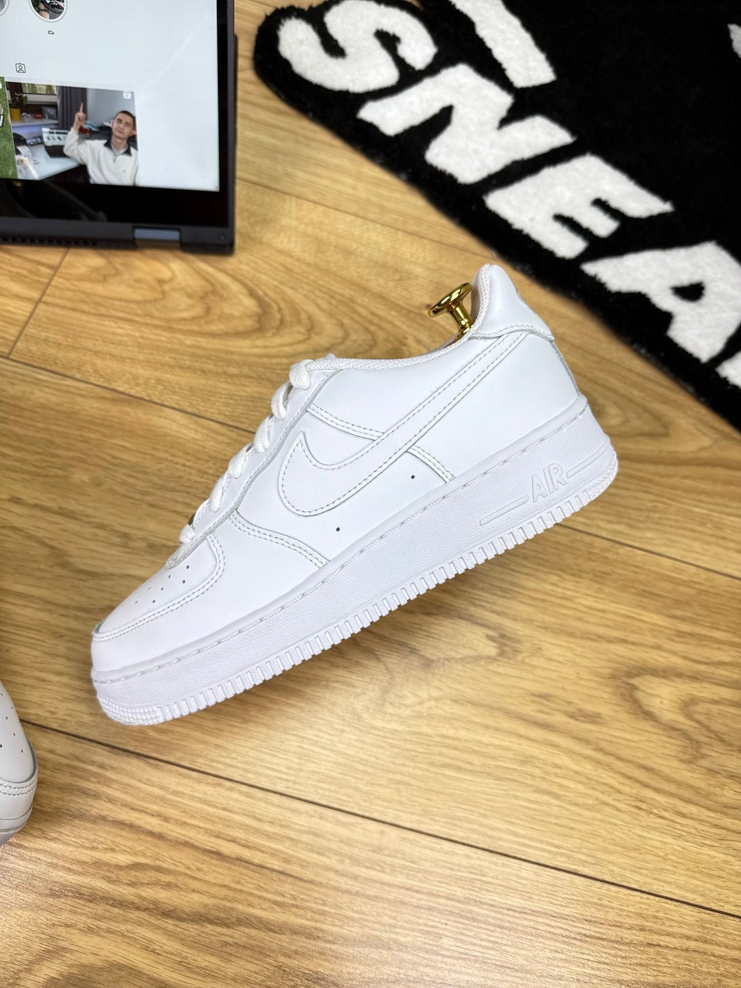 Nike Air Force 1 Low (38.5)