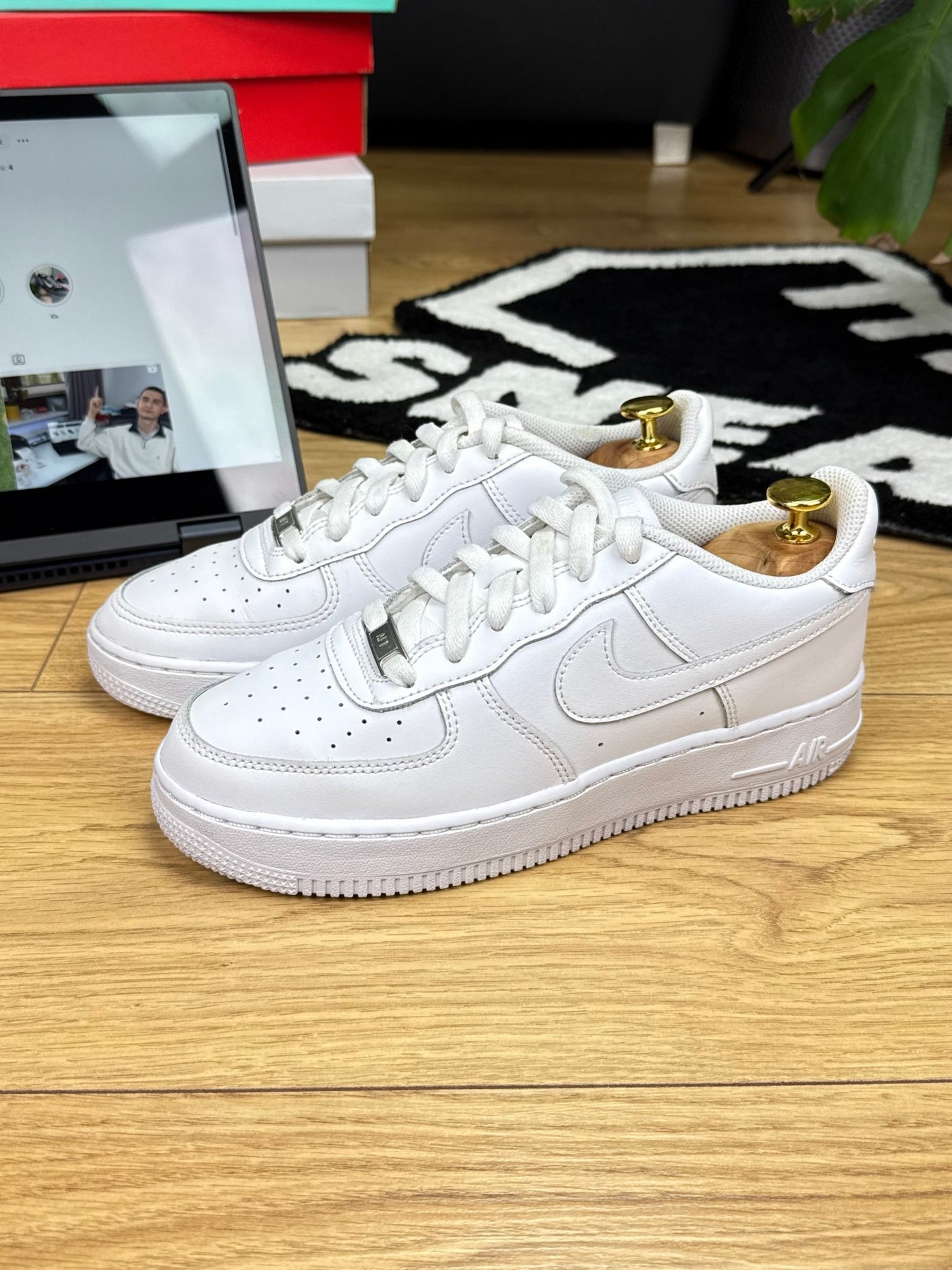 Nike Air Force 1 Low (38.5)
